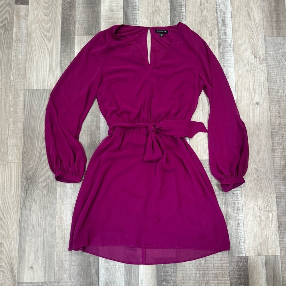 Express magenta tie waist long sleeve blouson dress ❤️ - Picture 3 of 8